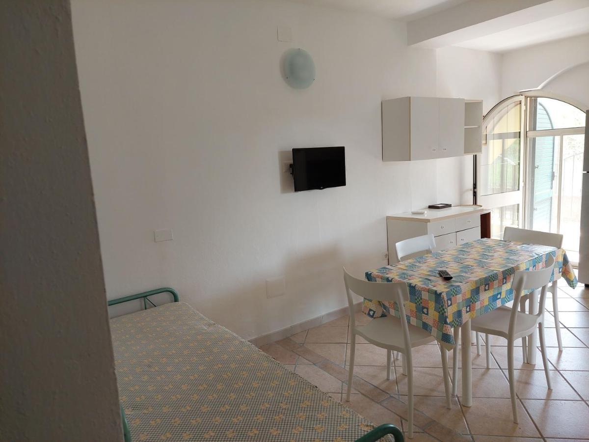 Deiana'S Apartment - Cardedu Beachside Экстерьер фото